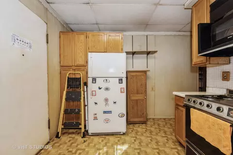 743 E 69th Pl, Chicago, IL 60637 photo 5