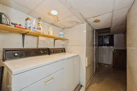743 E 69th Pl, Chicago, IL 60637 photo 10