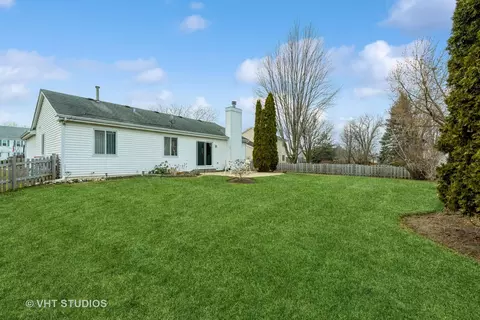 766 Cimarron Dr, Cary, IL 60013 photo 19