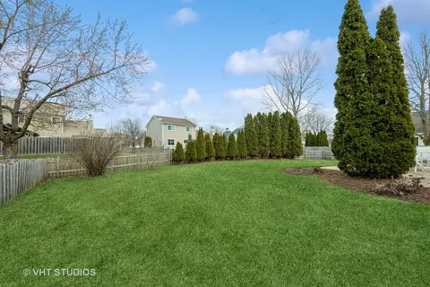 766 Cimarron Dr, Cary, IL 60013 photo 21