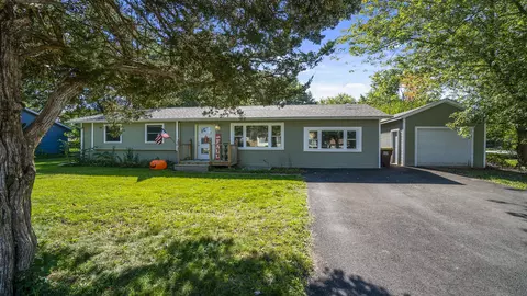 1507 Roosevelt Rd, Machesney Park, IL 61115