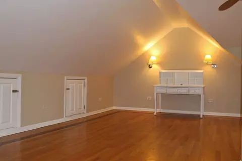 204 S Highland Dr, Lakemoor, IL 60051 photo 9