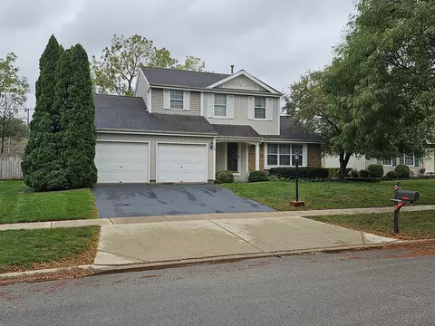 78 Brookstone Dr, Streamwood, IL 60107