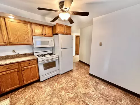 800 N Appleton Rd, Belvidere, IL 61008 photo 15