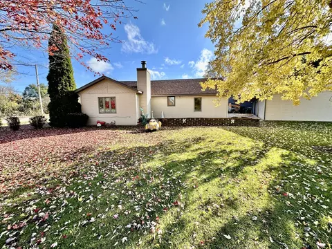 800 N Appleton Rd, Belvidere, IL 61008 photo 2