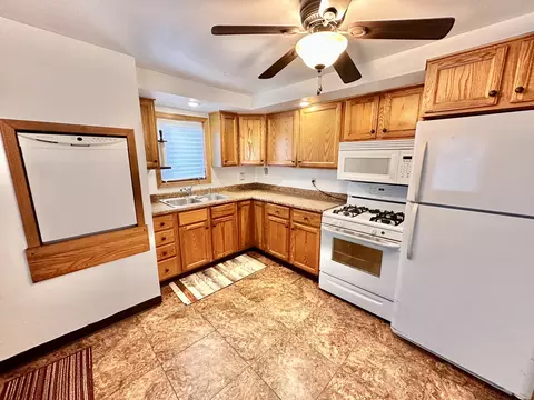 800 N Appleton Rd, Belvidere, IL 61008 photo 14