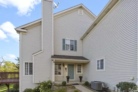 546 Fox Ridge Dr #0, Fox Lake, IL 60020
