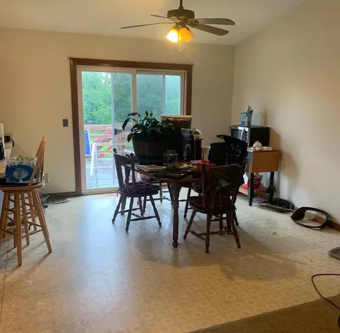 526 Norman Dr, Cary, IL 60013 photo 3