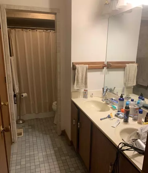 526 Norman Dr, Cary, IL 60013 photo 9