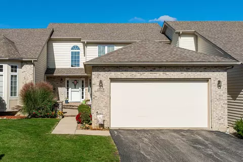 1209 Green Ct, Dekalb, IL 60115