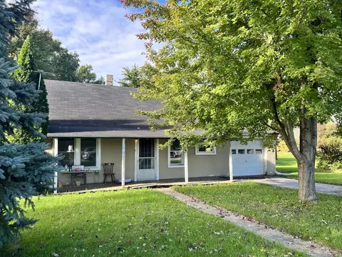 23 Harris Ave, Millbrook, IL 60536