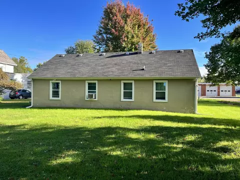 23 Harris Ave, Millbrook, IL 60536 photo 3