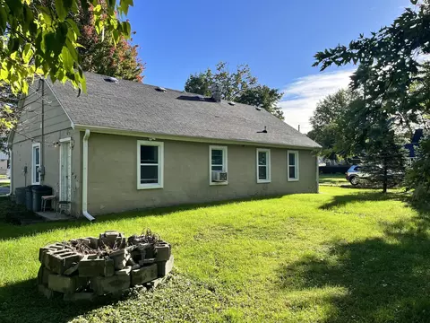 23 Harris Ave, Millbrook, IL 60536 photo 4
