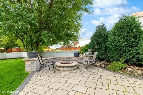 2120 Willow Lakes Dr, Plainfield, IL 60586 photo 17