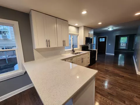 62 Seneca St, Elgin, IL 60120 photo 7