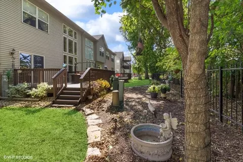 1240 Oakleaf Ct, Aurora, IL 60506 photo 41