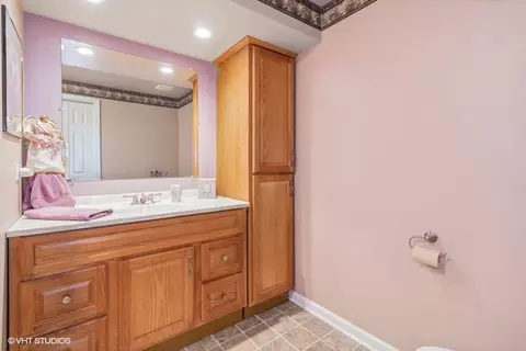 1240 Oakleaf Ct, Aurora, IL 60506 photo 36