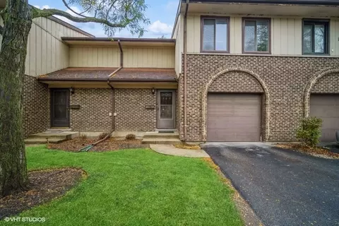368 E Rimini Ct, Palatine, IL 60067