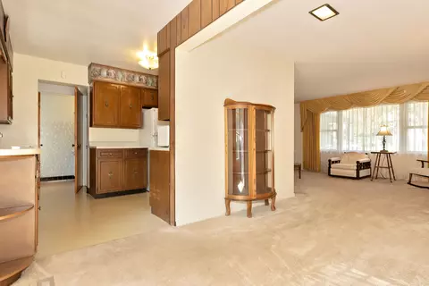 3705 W John St, Mchenry, IL 60050 photo 17