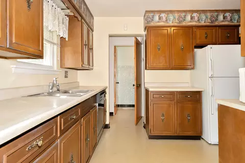 3705 W John St, Mchenry, IL 60050 photo 16