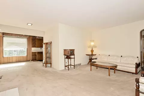 3705 W John St, Mchenry, IL 60050 photo 5