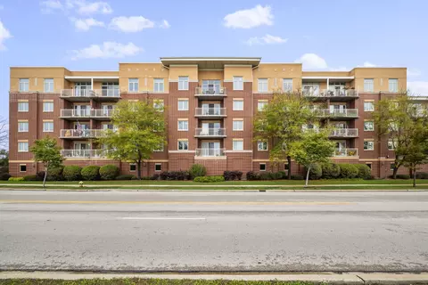 500 E Saint Charles Rd #401, Lombard, IL 60148