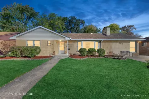 6926 W 115th Pl, Worth, IL 60482