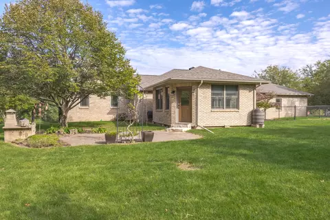 9089 Hardesty Run, Bloomington, IL 61705 photo 43