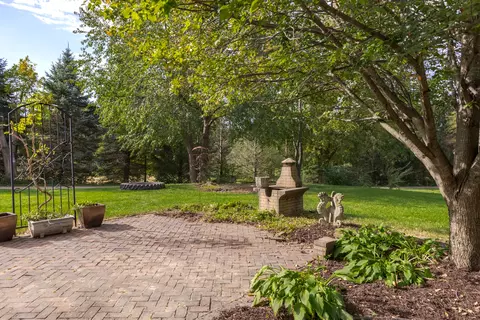 9089 Hardesty Run, Bloomington, IL 61705 photo 27