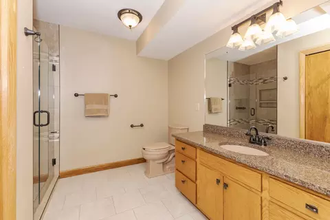 9089 Hardesty Run, Bloomington, IL 61705 photo 34