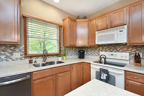 3100 Fire Fly Ct, Normal, IL 61761 photo 29