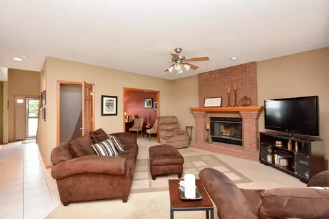 3100 Fire Fly Ct, Normal, IL 61761 photo 17