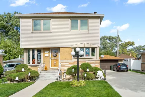 9934 Wilson Ave, Schiller Park, IL 60176