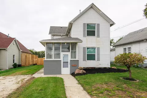 6900 S State Route 1, Saint Anne, IL 60964