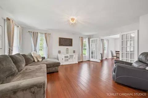 12 N619 Jackson Dr, Elgin, IL 60124 photo 8