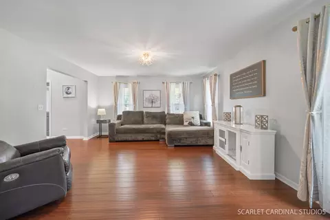 12 N619 Jackson Dr, Elgin, IL 60124 photo 9