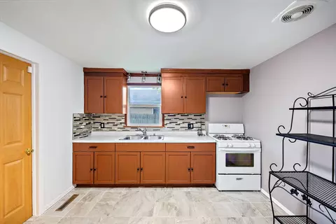 815 Prospect Ave, Kankakee, IL 60901 photo 6