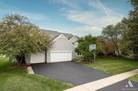 235 Butler Dr, Bartlett, IL 60103