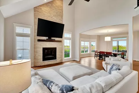 5004 Abbey Fields Dr, Champaign, IL 61822 photo 6