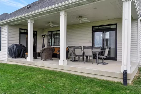 5004 Abbey Fields Dr, Champaign, IL 61822 photo 53
