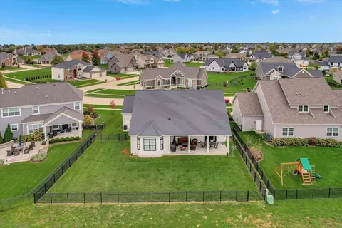 5004 Abbey Fields Dr, Champaign, IL 61822 photo 68