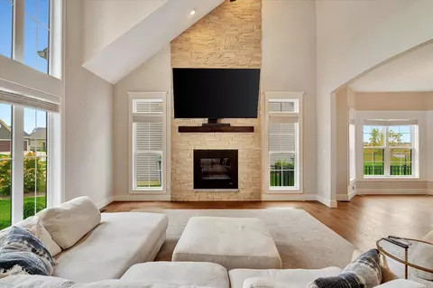 5004 Abbey Fields Dr, Champaign, IL 61822 photo 7