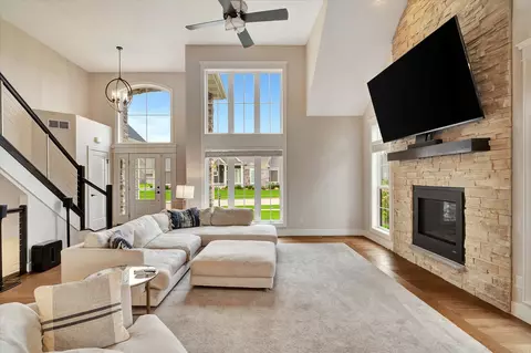 5004 Abbey Fields Dr, Champaign, IL 61822 photo 8