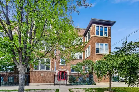 3316 W Sunnyside Ave #1, Chicago, IL 60625