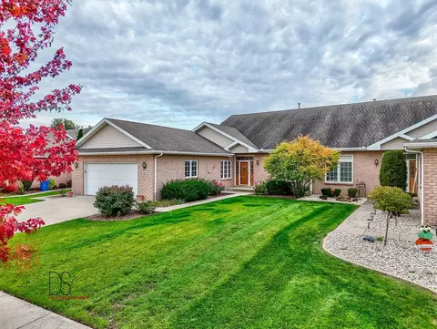 1349 Heritage Dr, Morris, IL 60450 photo 3