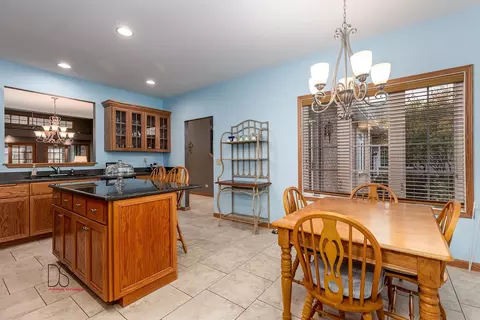 1349 Heritage Dr, Morris, IL 60450 photo 14
