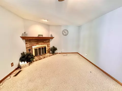 6141 Branberry Close, Cherry Valley, IL 61016 photo 12