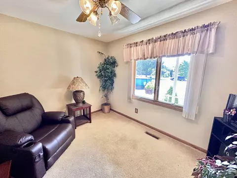 6141 Branberry Close, Cherry Valley, IL 61016 photo 7