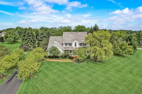 26136 N Middleton Pkwy, Mundelein, IL 60060