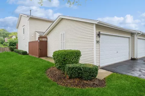 385 Hazelwood Ter, Buffalo Grove, IL 60089